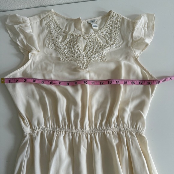 VTG Y2K White Dress L Angel Fairy Feminine LACE DETAIL - Picture 13 of 15